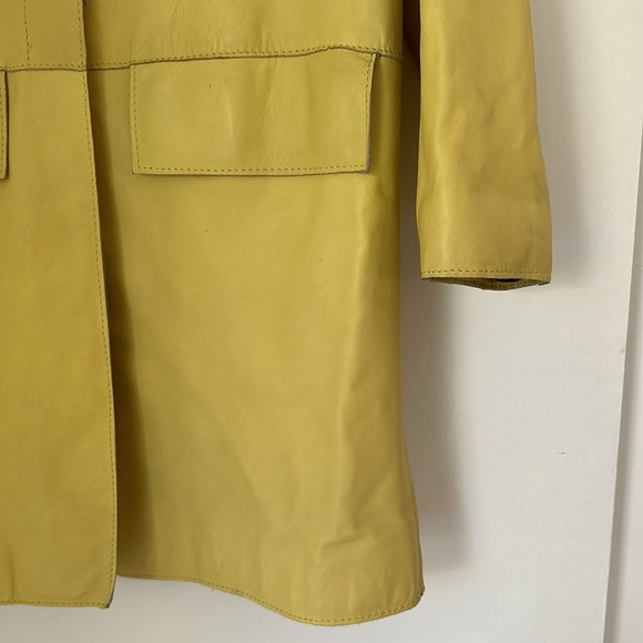 ♻️DONATED DEC. 2023♻️ 
Zara light yellow soft leather jacket size M - Picture 4 of 10
